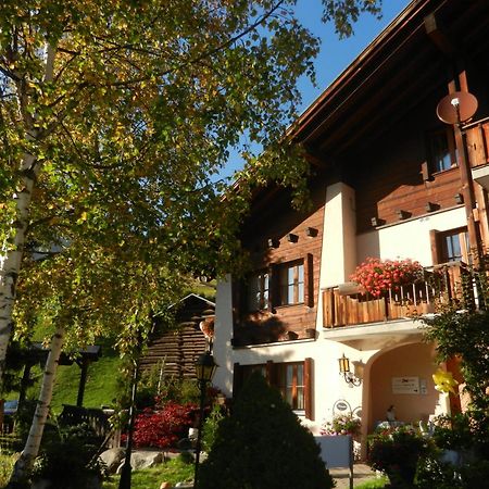 Hotel B&B Casa La Val Sedrun Eksteriør billede